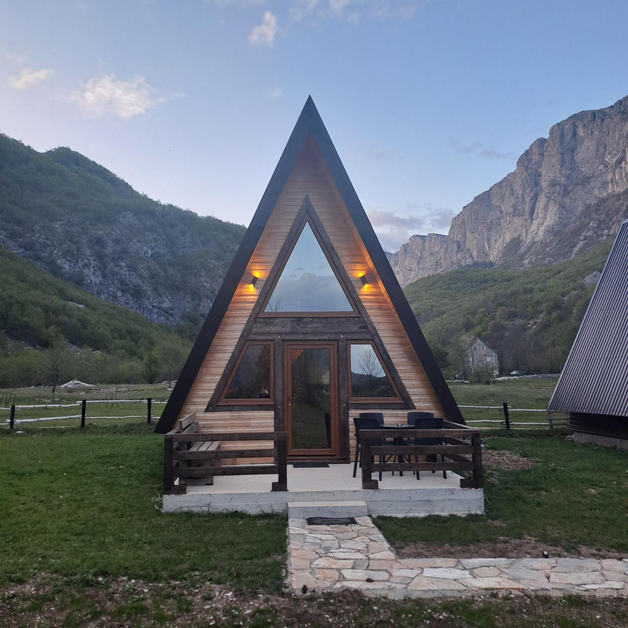 Wooden Cottages Konak Savnik Экстерьер фото