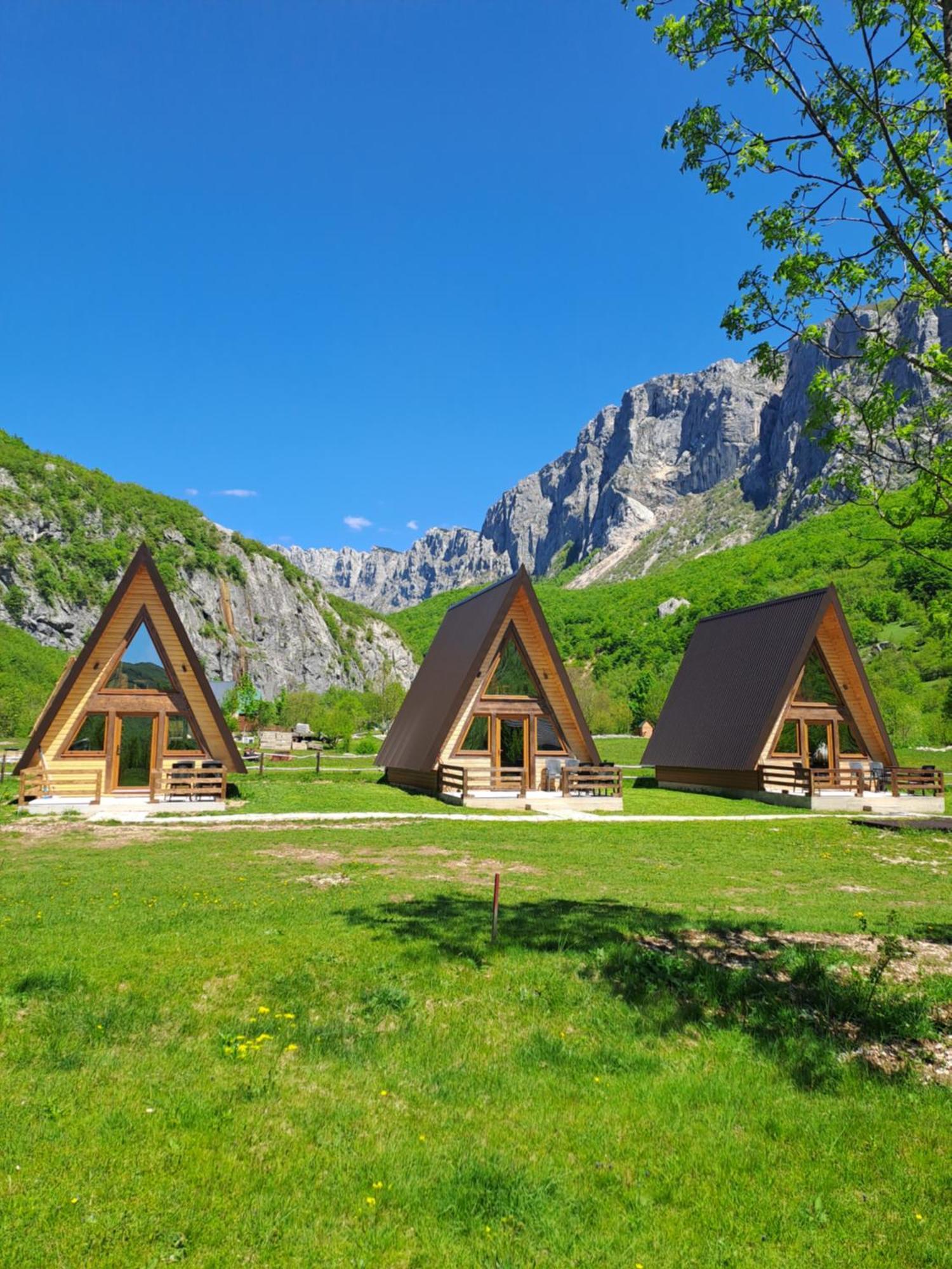 Wooden Cottages Konak Savnik Экстерьер фото